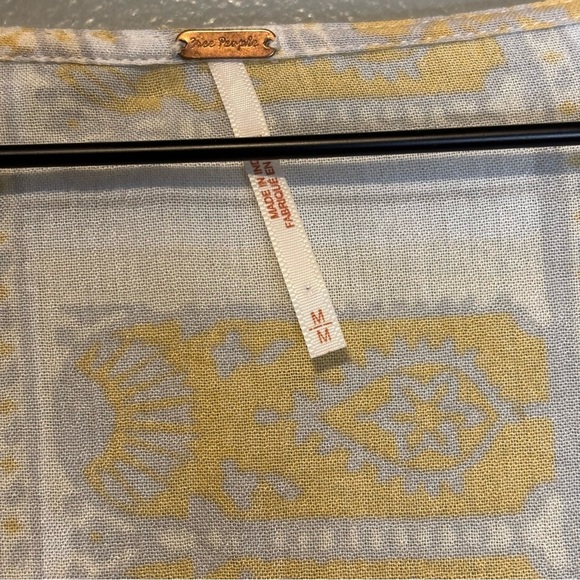 Free People Medium Rosalie Bell Sleeve Wrap Top Boho Butter Yellow Pattern - Picture 5 of 6